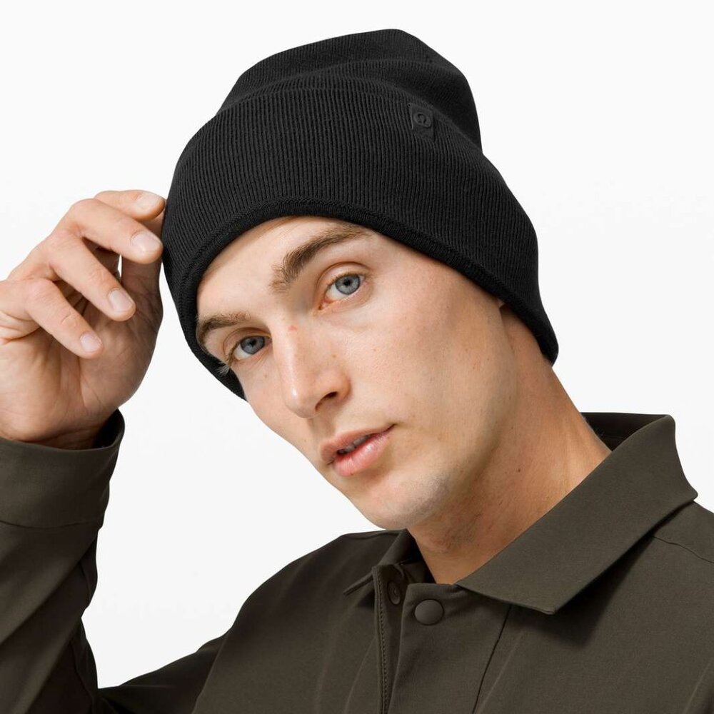 LULULEMON Men's OS Black Merino Wool Chill Fighter Beanie Hat Fold Over Logo